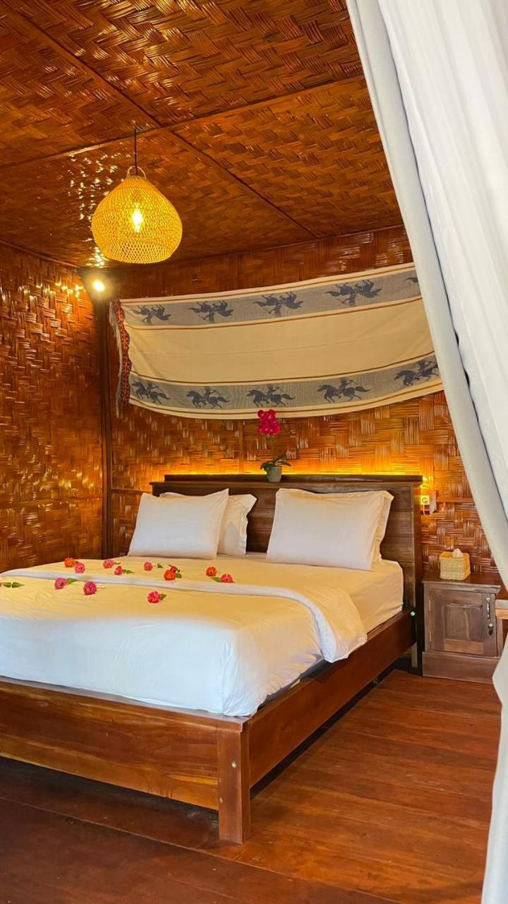 Three Queen Villa And Homestay 와이카부박 외부 사진