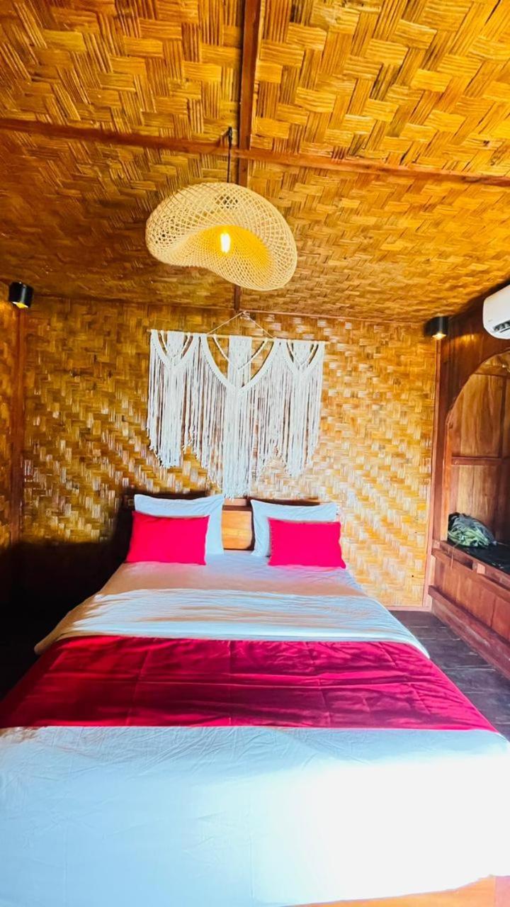 Three Queen Villa And Homestay 와이카부박 외부 사진