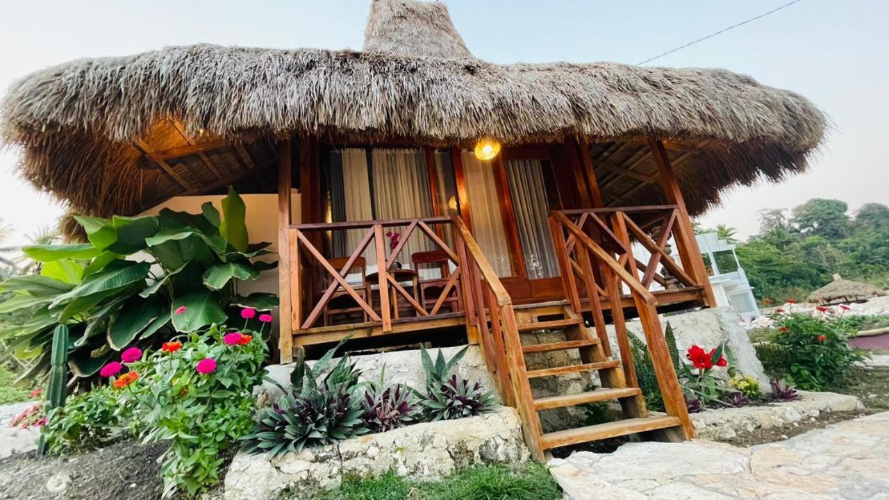 Three Queen Villa And Homestay 와이카부박 외부 사진