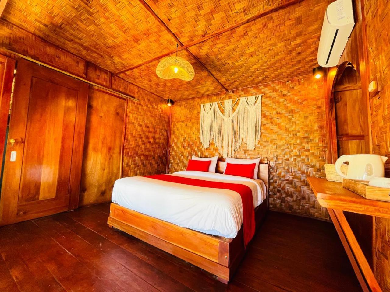 Three Queen Villa And Homestay 와이카부박 외부 사진