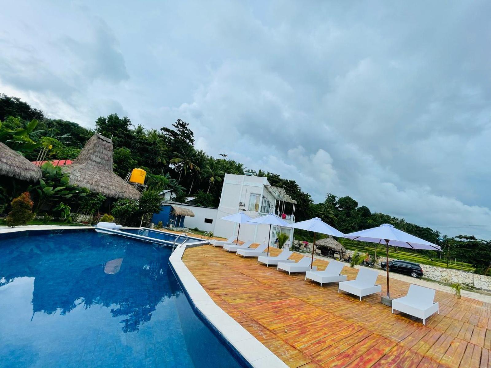 Three Queen Villa And Homestay 와이카부박 외부 사진
