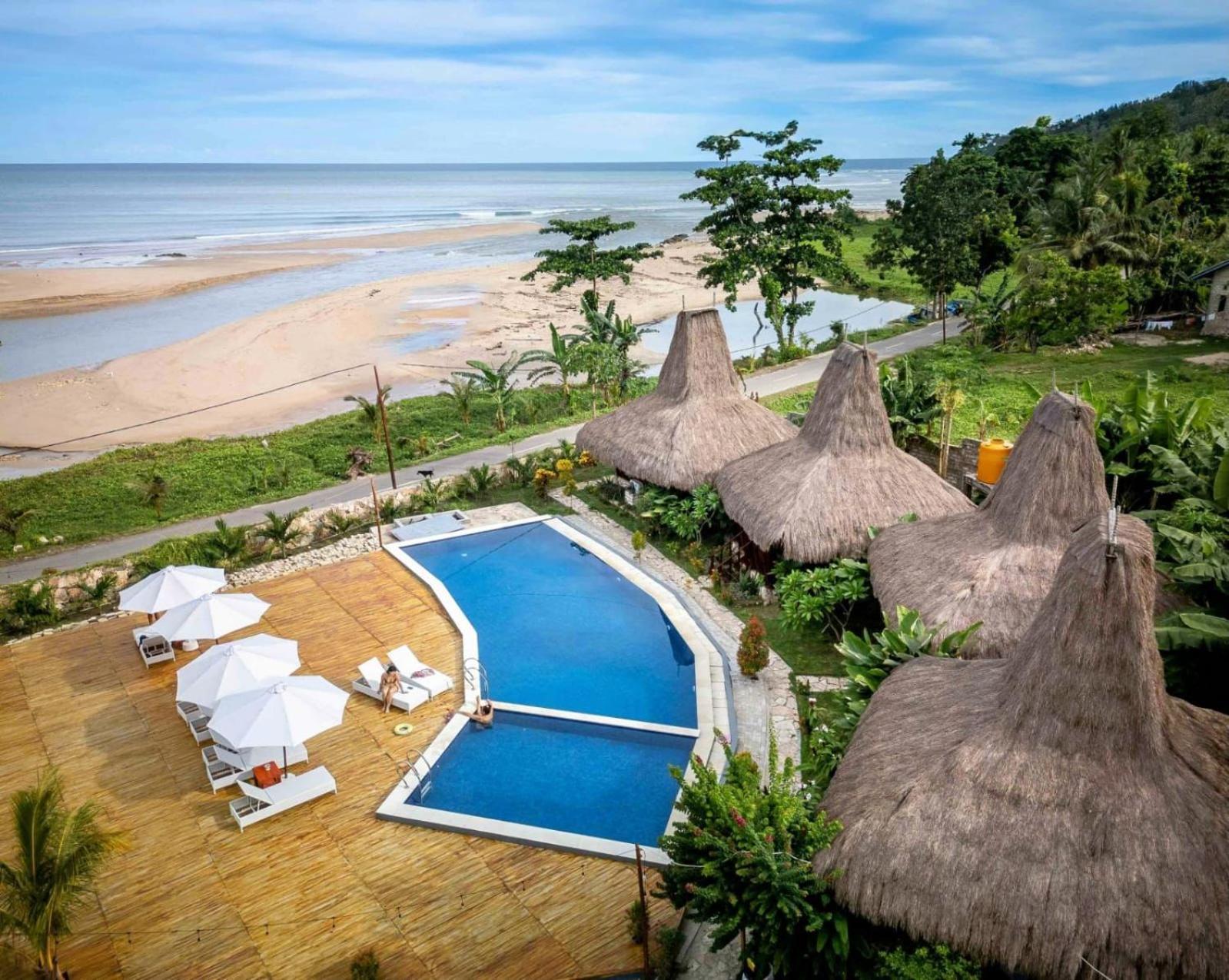 Three Queen Villa And Homestay 와이카부박 외부 사진